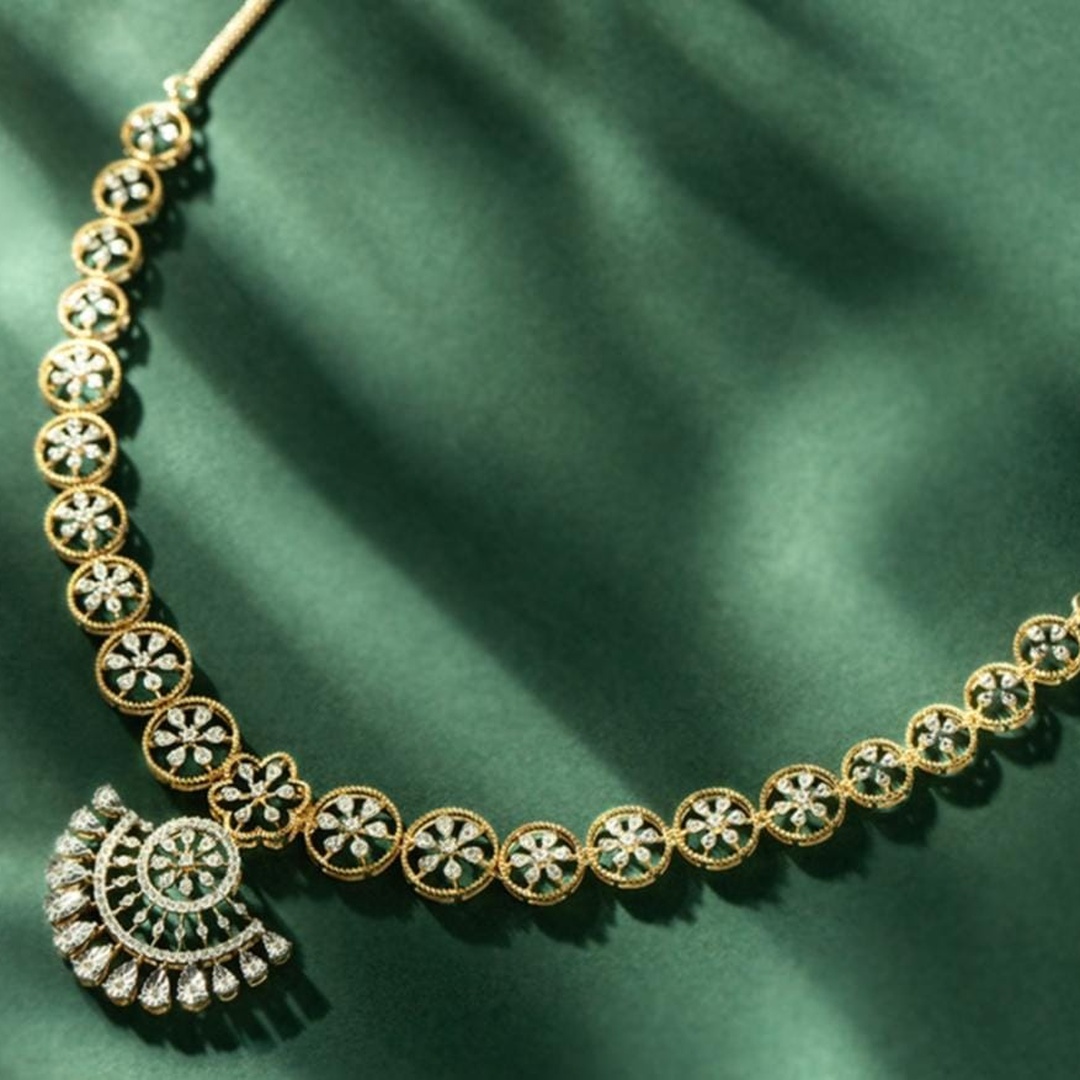 Womens Diamond Necklace 032