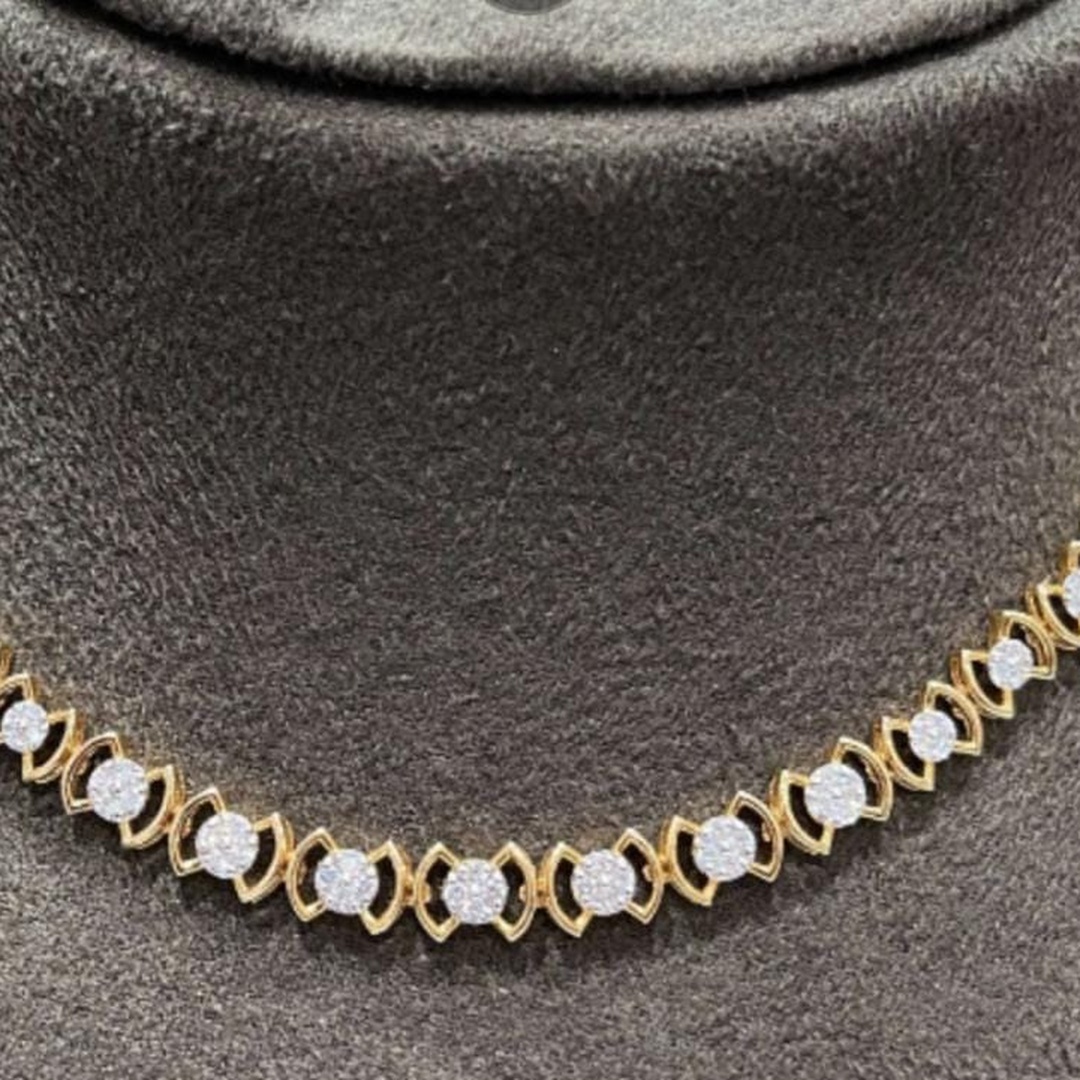 Womens Diamond Necklace 035