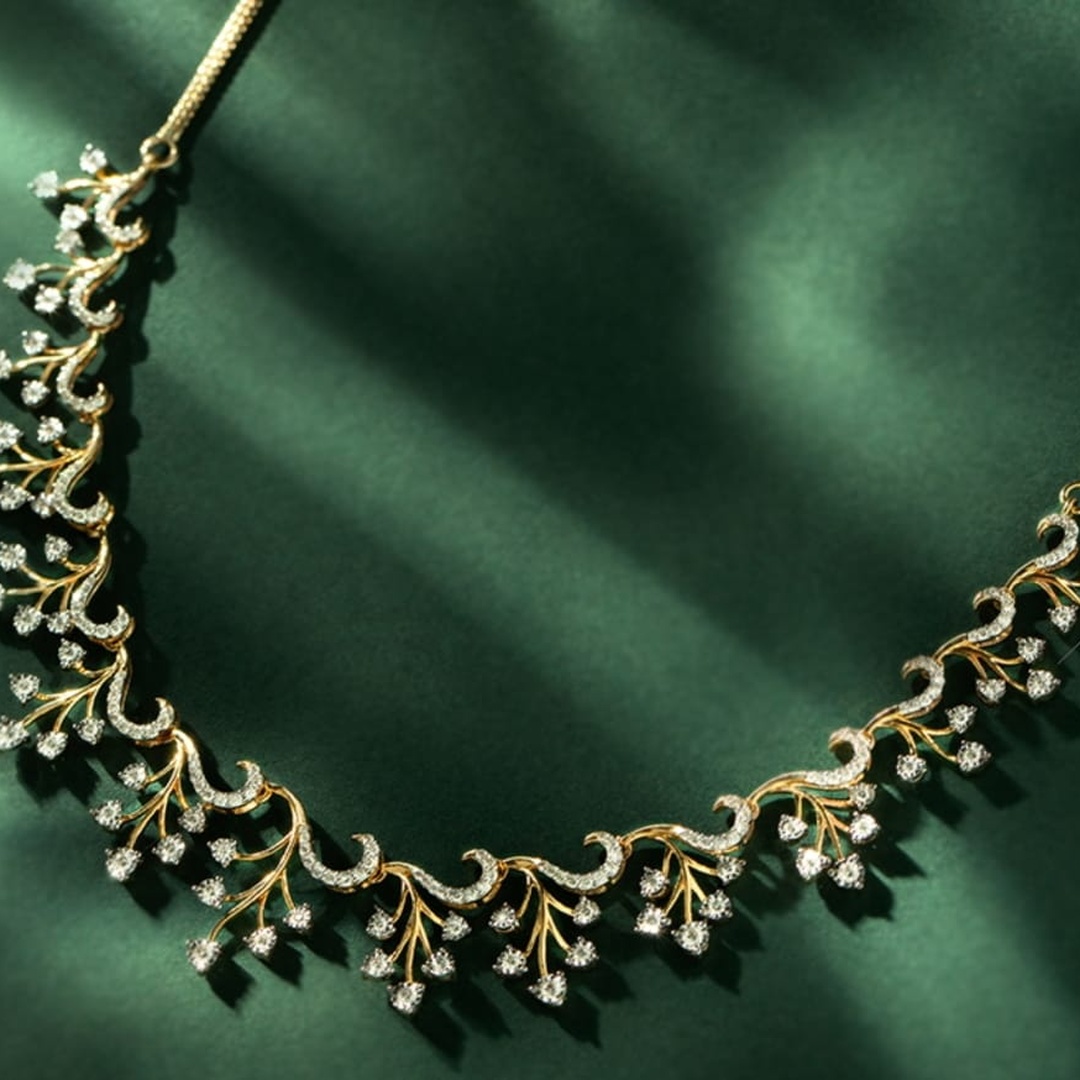 Womens Diamond Necklace 037