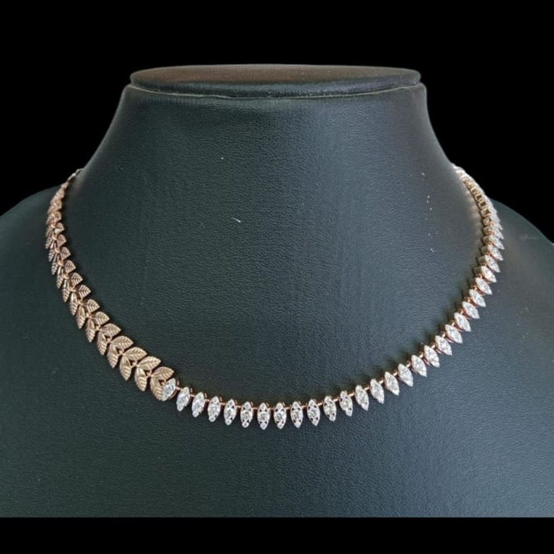 Womens Diamond Necklace 045